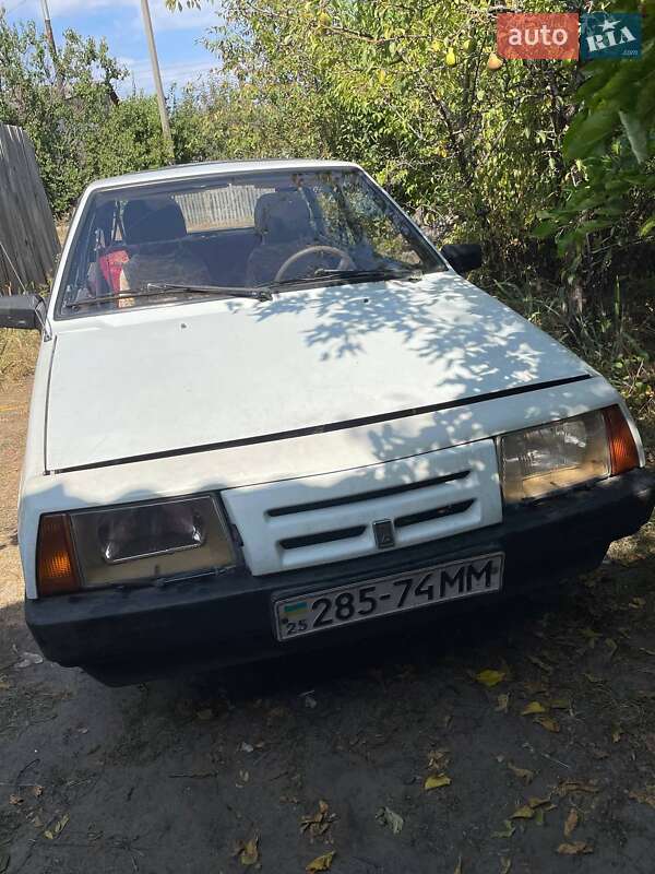 Хетчбек ВАЗ / Lada 2109 1990 в Корюківці