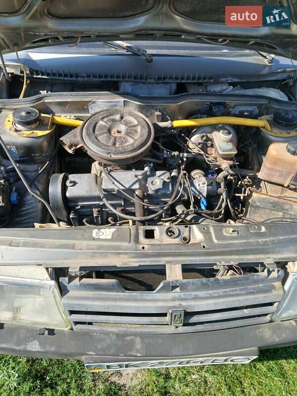 Хэтчбек ВАЗ / Lada 2109 2002 в Березному