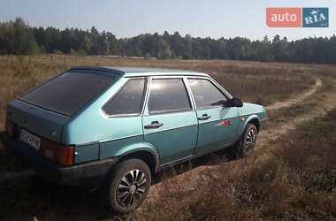 Хэтчбек ВАЗ / Lada 2109 2001 в Заречном