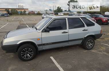 Хэтчбек ВАЗ / Lada 2109 2005 в Киеве