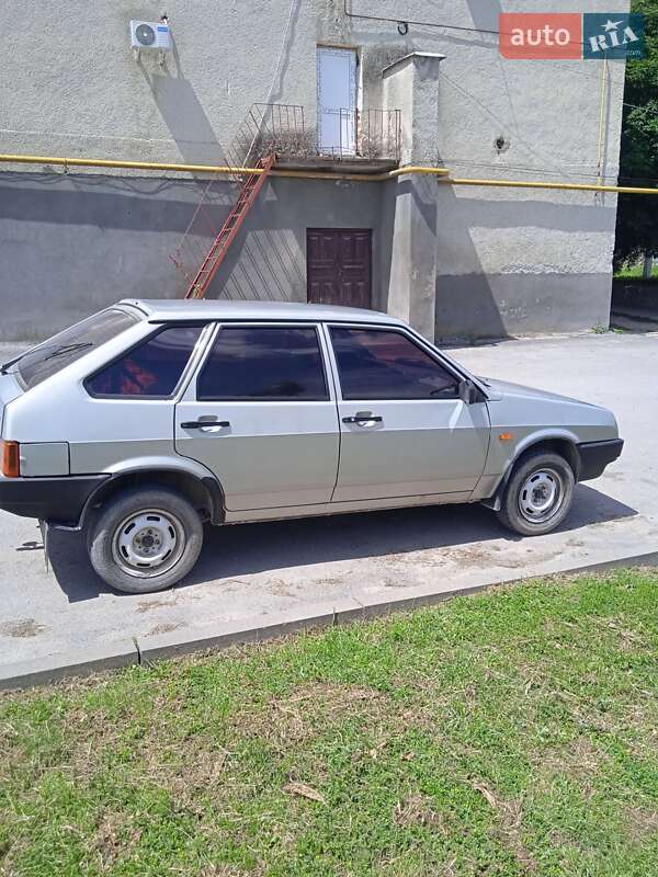 Хэтчбек ВАЗ / Lada 2109 2006 в Шаргороде