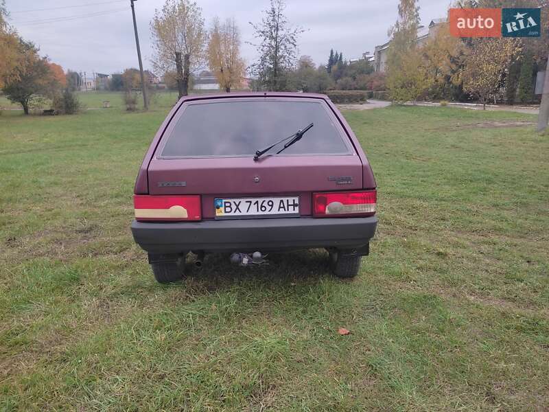 Хэтчбек ВАЗ / Lada 2109 1995 в Изяславе