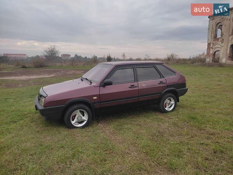 Хэтчбек ВАЗ 2109 1995 в 