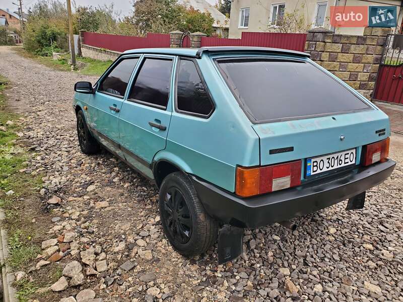 Хэтчбек ВАЗ / Lada 2109 1997 в Зборове фото 5 Хэтчбек ВАЗ / Lada 2109 1997 в Зборове