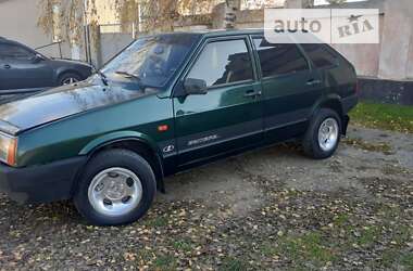 Хэтчбек ВАЗ / Lada 2109 2002 в Березовке