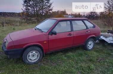 Хэтчбек ВАЗ / Lada 2109 1987 в Новом Ярычеве