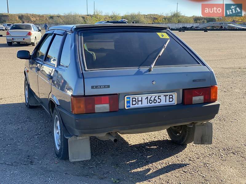 Хэтчбек ВАЗ / Lada 2109 2007 в Одессе