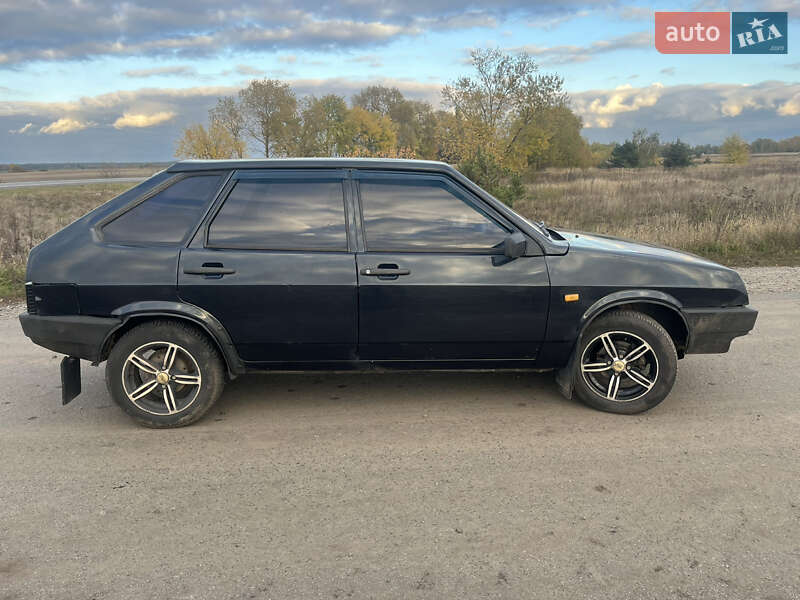 Хэтчбек ВАЗ / Lada 2109 2010 в Нежине