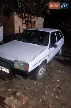 Хэтчбек ВАЗ / Lada 2109 1992 в Новой Праге