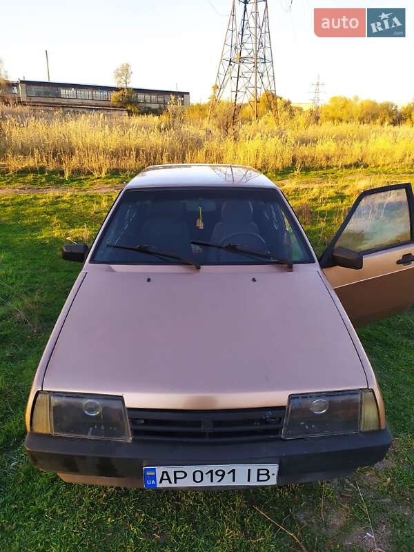 Хэтчбек ВАЗ 2109 1994 в 