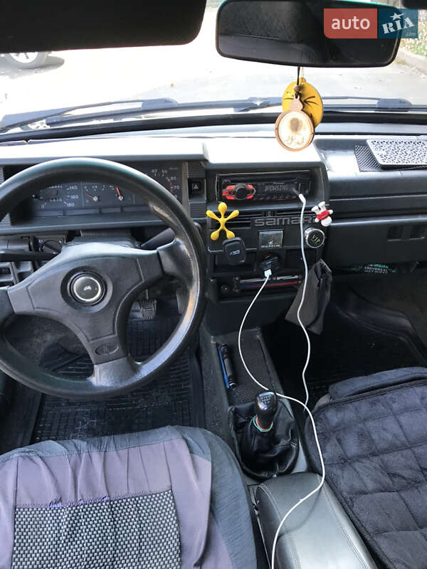 Хэтчбек ВАЗ / Lada 2109 2005 в Мукачево