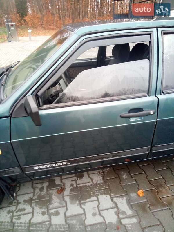 Хэтчбек ВАЗ / Lada 2109 2004 в Трускавце фото 3 Хэтчбек ВАЗ / Lada 2109 2004 в Трускавце