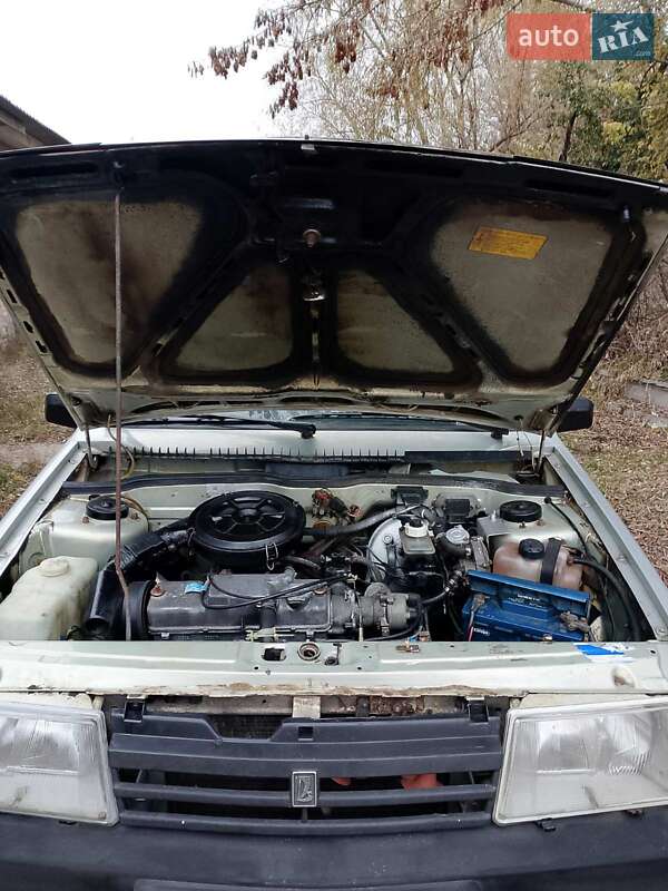 Хэтчбек ВАЗ / Lada 2109 2002 в Прилуках