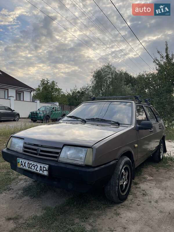 Хэтчбек ВАЗ / Lada 2109 1995 в Харькове