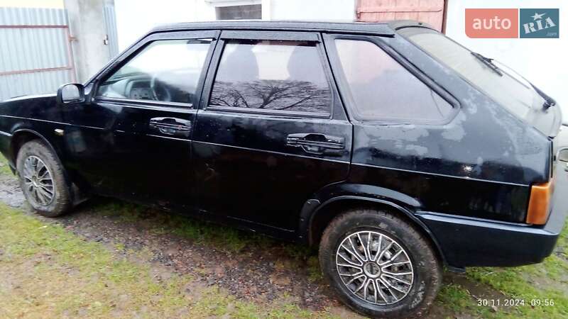 Хэтчбек ВАЗ / Lada 2109 2007 в Меденичах