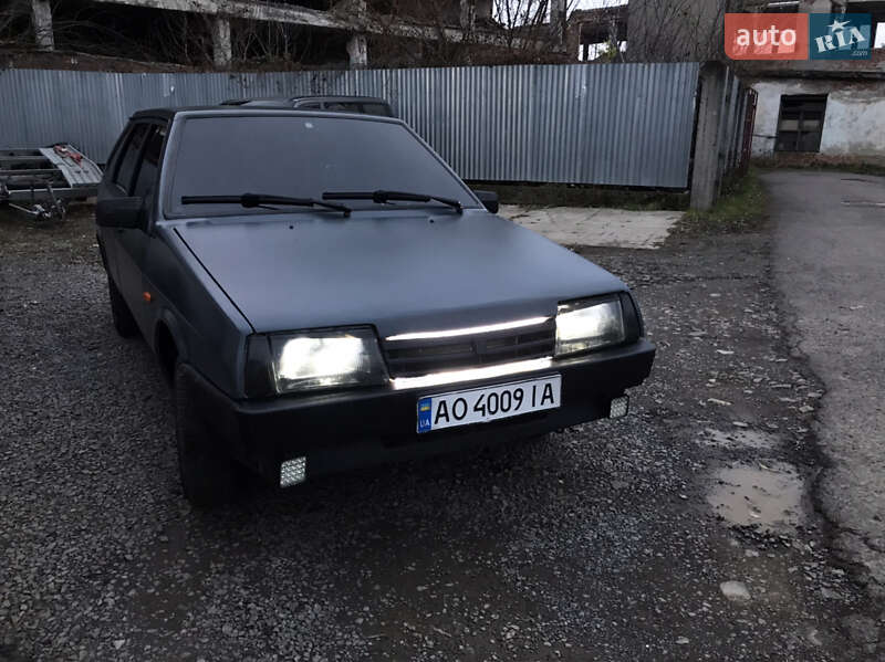 Хетчбек ВАЗ / Lada 2109 2005 в Мукачевому фото 7 Хетчбек ВАЗ / Lada 2109 2005 в Мукачевому