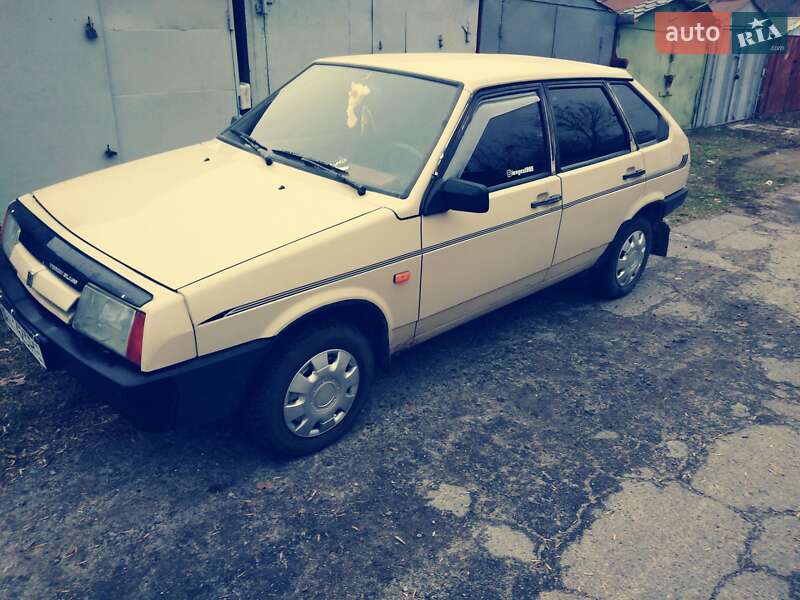 Хэтчбек ВАЗ / Lada 2109 1988 в Белой Церкви