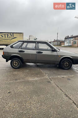 Хэтчбек ВАЗ 2109 1991 в 