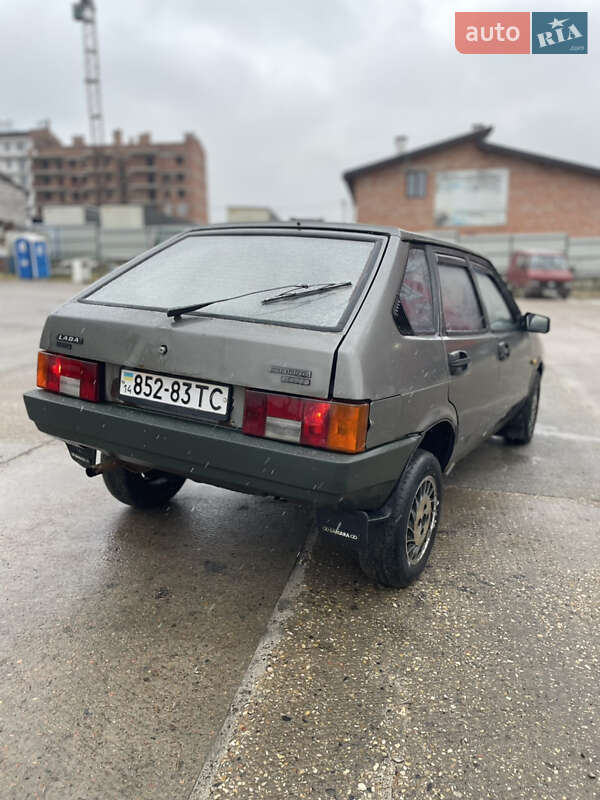Хетчбек ВАЗ / Lada 2109 1991 в Винниках