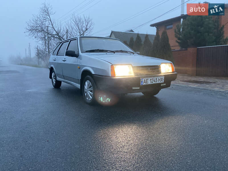 Хэтчбек ВАЗ / Lada 2109 2007 в Днепре