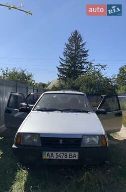 Хетчбек ВАЗ / Lada 2109 2003 в Києві