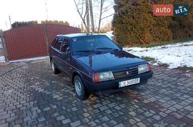 Хэтчбек ВАЗ / Lada 2109 2001 в Черновцах