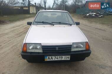 Хэтчбек ВАЗ / Lada 2109 2002 в Чернигове