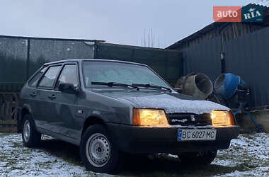 Хетчбек ВАЗ / Lada 2109 2003 в Львові