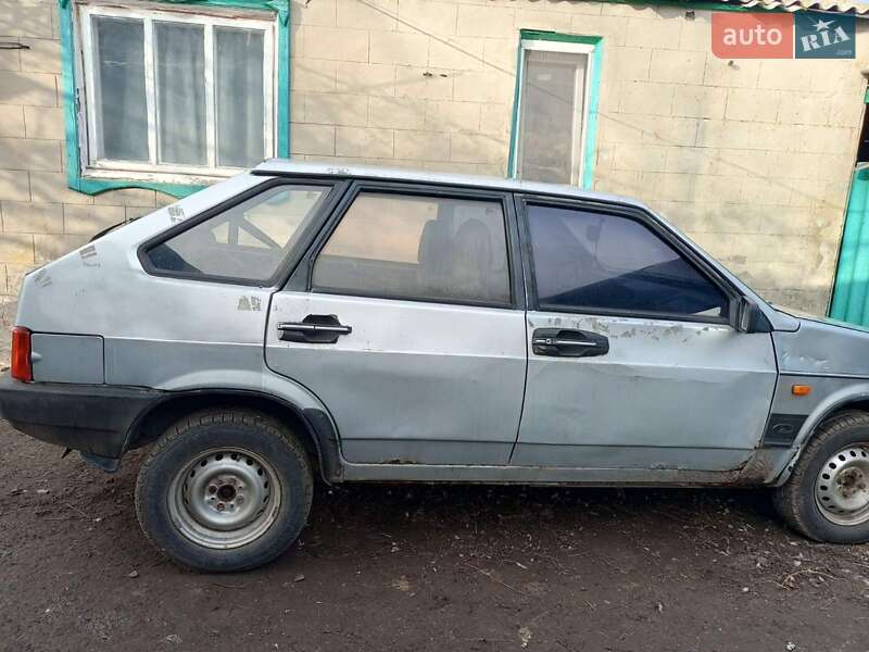 Хэтчбек ВАЗ / Lada 2109 2008 в Петропавловке