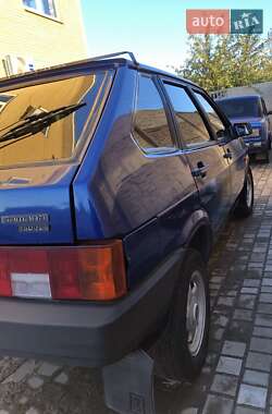 Хетчбек ВАЗ / Lada 2109 2001 в Дніпрі