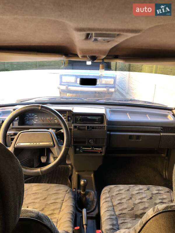 Хэтчбек ВАЗ / Lada 2109 2001 в Днепре