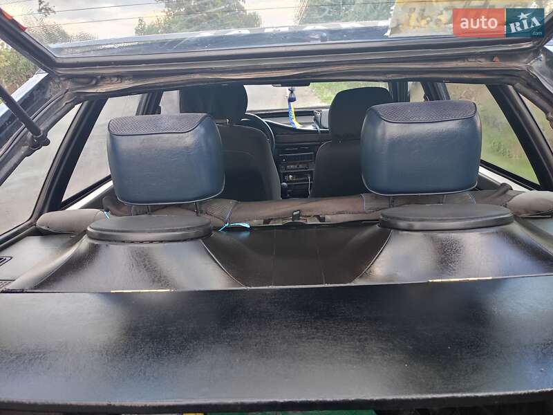 Хэтчбек ВАЗ / Lada 2109 1991 в Гайвороне