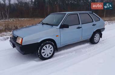 Хетчбек ВАЗ / Lada 2109 2004 в Червонограді