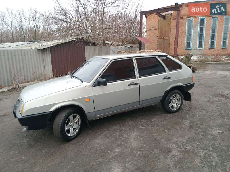 Хэтчбек ВАЗ 2109 2008 в 