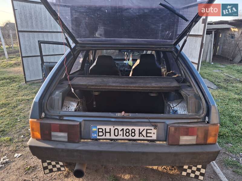 Хэтчбек ВАЗ / Lada 2109 1996 в Белгороде-Днестровском
