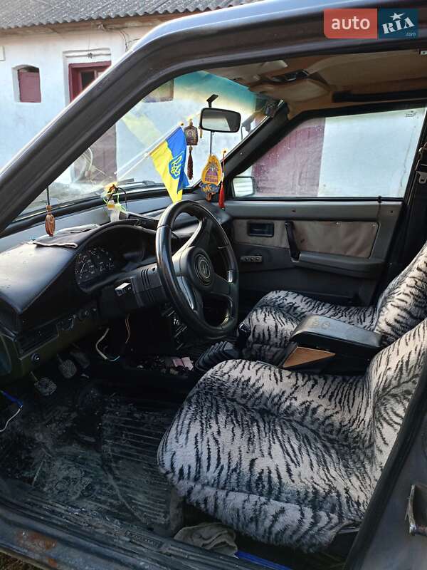 Хэтчбек ВАЗ / Lada 2109 1990 в Подволочиске