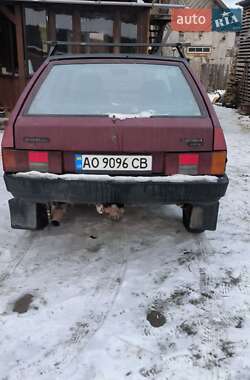 Хэтчбек ВАЗ / Lada 2109 1992 в Рахове