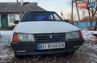 Хэтчбек ВАЗ / Lada 2109 1993 в Онуфриевке