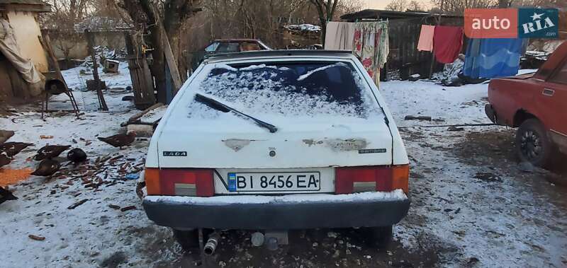 Хэтчбек ВАЗ / Lada 2109 1993 в Онуфриевке