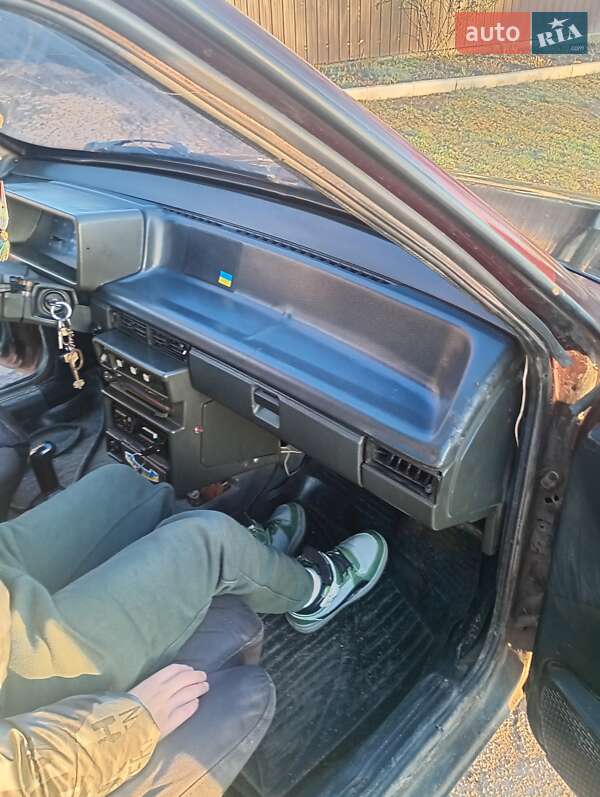 Хэтчбек ВАЗ / Lada 2109 1993 в Арбузинке