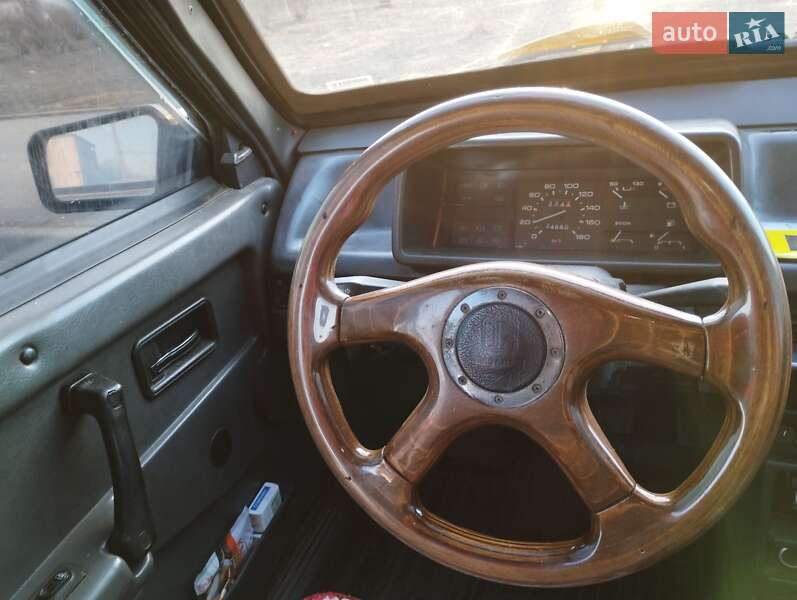 Хетчбек ВАЗ / Lada 2109 1995 в П'ятихатках фото 10 Хетчбек ВАЗ / Lada 2109 1995 в П'ятихатках