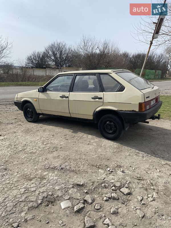 Хэтчбек ВАЗ / Lada 2109 1988 в Соленом