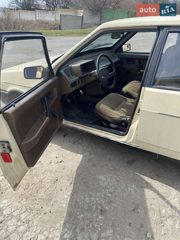 Хэтчбек ВАЗ / Lada 2109 1988 в Соленом