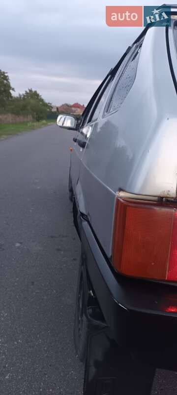 Хэтчбек ВАЗ / Lada 2109 2005 в Мукачево
