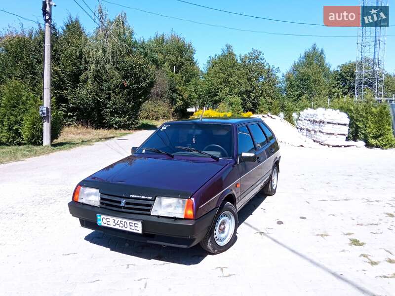 Хэтчбек ВАЗ / Lada 2109 2001 в Черновцах