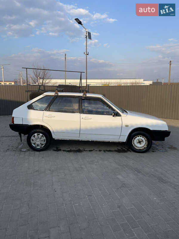 Хэтчбек ВАЗ / Lada 2109 1987 в Шишаки