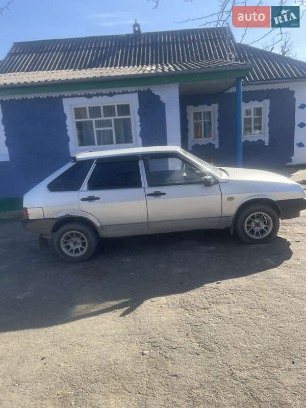 Хетчбек ВАЗ / Lada 2109 2005 в Могилів-Подільському