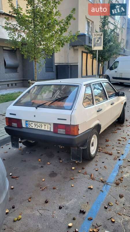 Хетчбек ВАЗ / Lada 2109 2006 в Львові