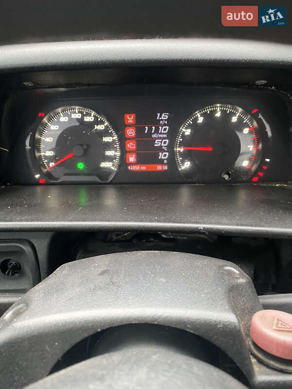 Хэтчбек ВАЗ / Lada 2109 2004 в Запорожье