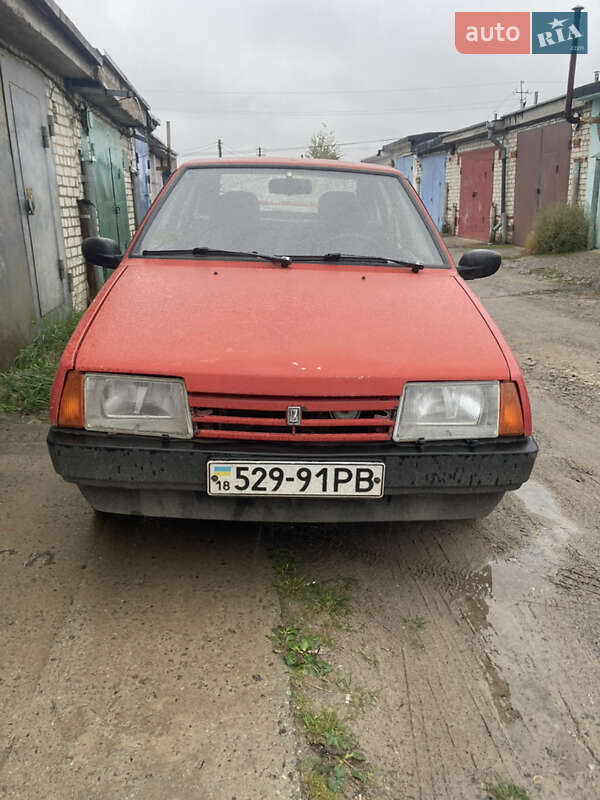 Хэтчбек ВАЗ / Lada 2109 1996 в Вараше